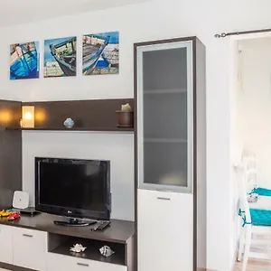 casa-del-mar-corralejo-center.in-canary-islands.com/